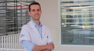 dr. Cedric Brackenier