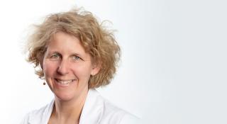 dr. Catherine Van Dessel