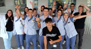 Jobstudenten verpleging administratie techniek en schoonmaak in AZ Sint-Maarten ziekenhuis Mechelen